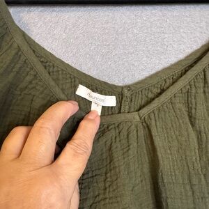 Green Gauze Tank Top from Maurice’s. Like New Condition.